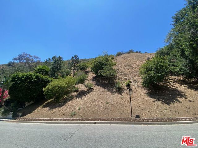 2133 Outpost Drive, Los Angeles, CA 90036
