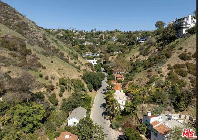 2133 Outpost Drive, Los Angeles, CA 90036