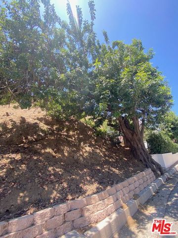2133 Outpost Drive, Los Angeles, CA 90036
