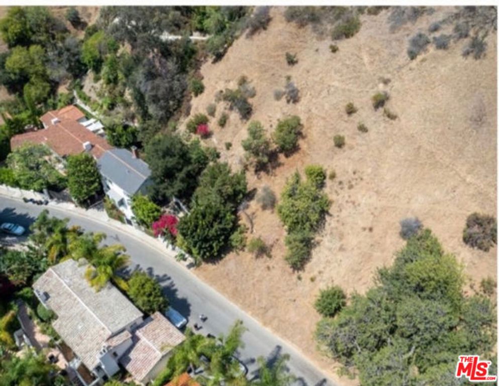 2133 Outpost Drive, Los Angeles, CA 90036
