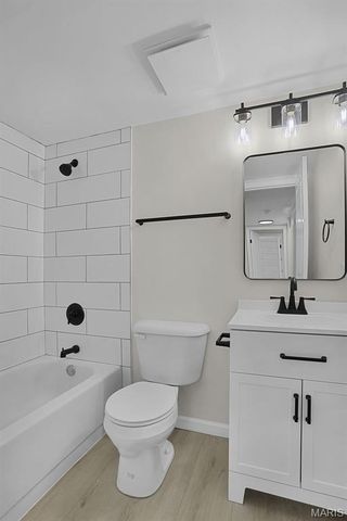 7507 Triwoods Drive H, Shrewsbury, MO 63119