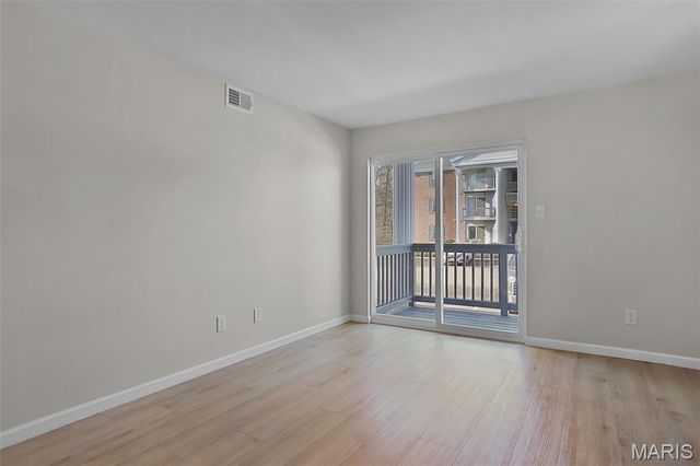 7507 Triwoods Drive H, Shrewsbury, MO 63119