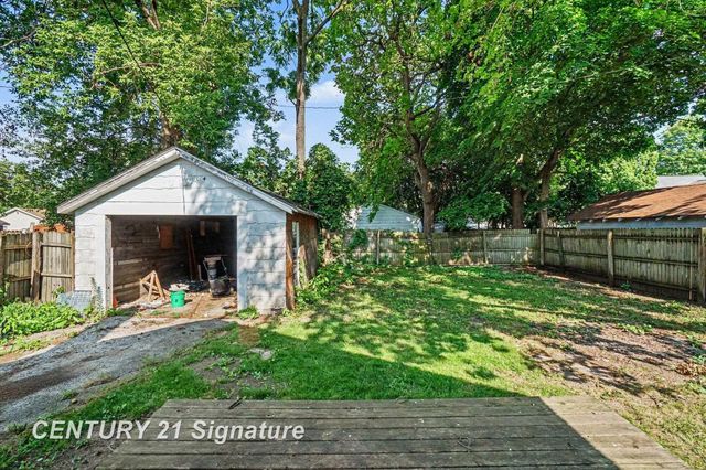 2414 Benjamin Street, Saginaw, MI 48602