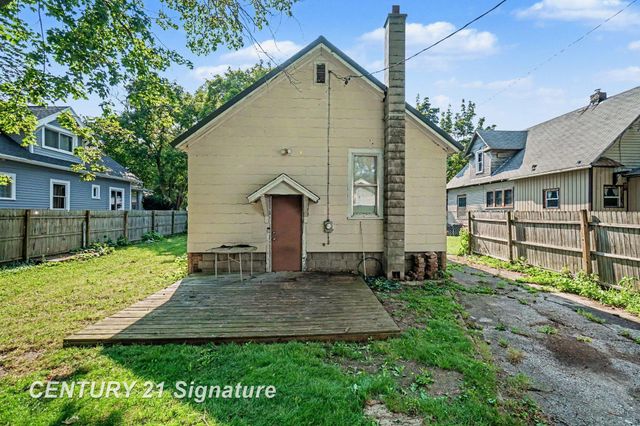 2414 Benjamin Street, Saginaw, MI 48602