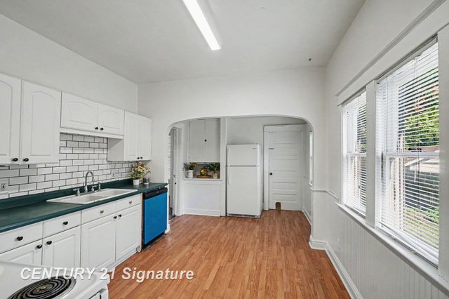 2414 Benjamin Street, Saginaw, MI 48602