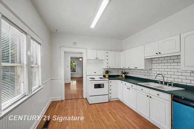 2414 Benjamin Street, Saginaw, MI 48602