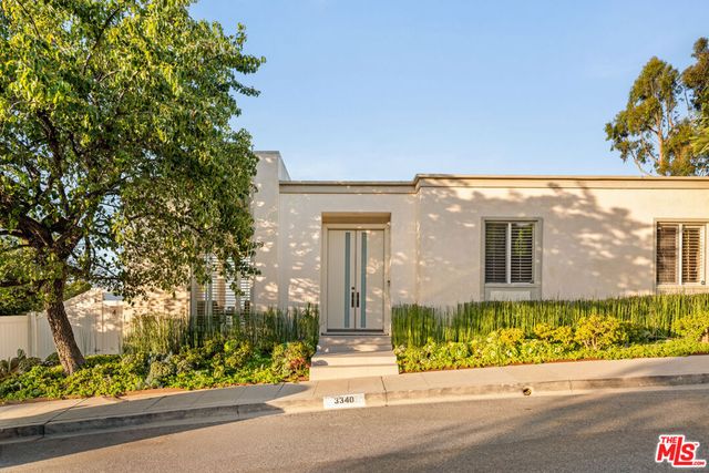 3340 Scadlock Lane, Sherman Oaks, CA 91403