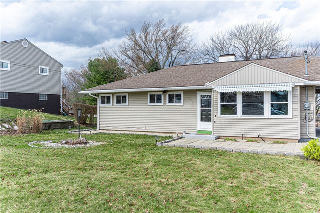 1206 Augusta Dr, Aliquippa, PA 15001