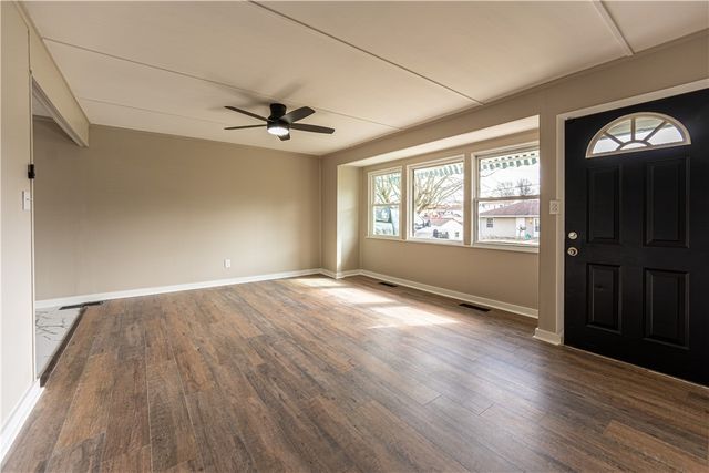 1206 Augusta Dr, Aliquippa, PA 15001