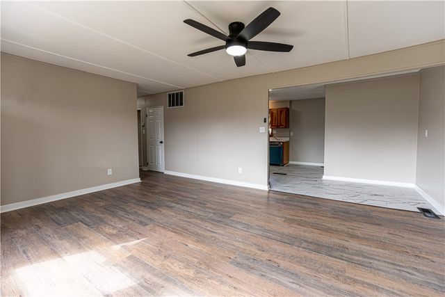 1206 Augusta Dr, Aliquippa, PA 15001