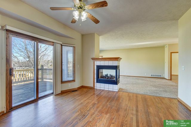 1219 Cork Drive, Papillion, NE 68046