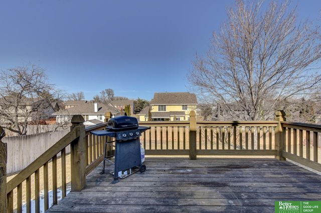 1219 Cork Drive, Papillion, NE 68046