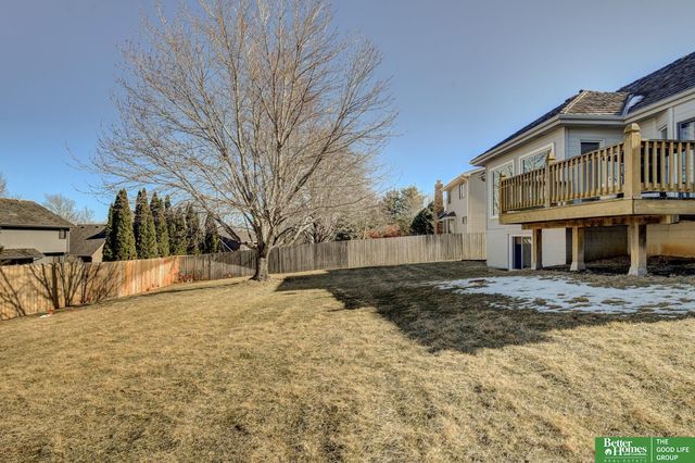 1219 Cork Drive, Papillion, NE 68046