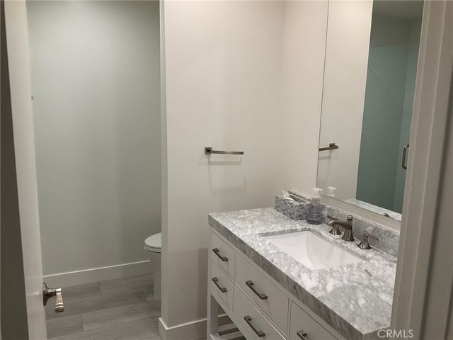 23140 Park Sorrento, Calabasas, CA 91302
