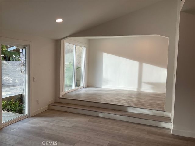 23140 Park Sorrento, Calabasas, CA 91302
