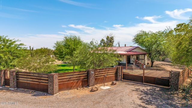 39029 N 11TH Avenue, Phoenix, AZ 85086