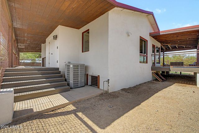 39029 N 11TH Avenue, Phoenix, AZ 85086
