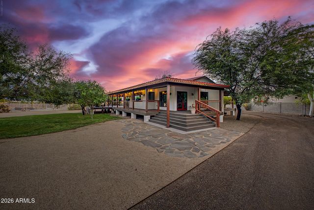 39029 N 11TH Avenue, Phoenix, AZ 85086