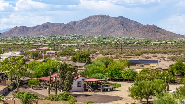 39029 N 11TH Avenue, Phoenix, AZ 85086