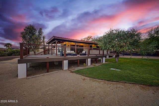 39029 N 11TH Avenue, Phoenix, AZ 85086