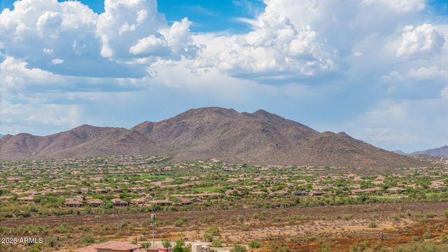 39029 N 11TH Avenue, Phoenix, AZ 85086