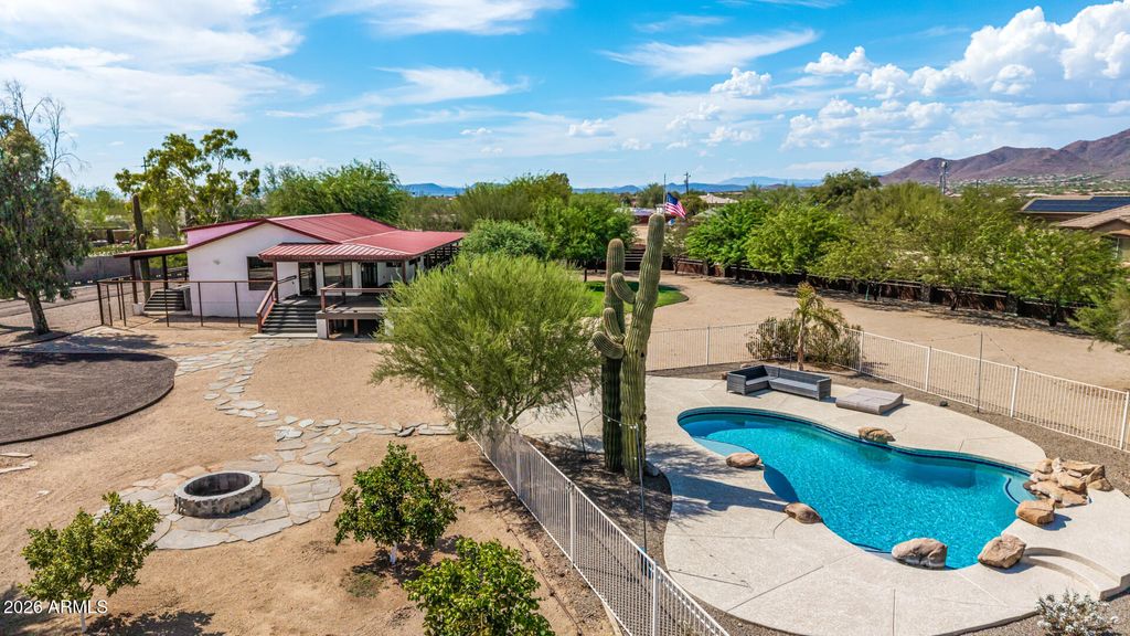 39029 N 11TH Avenue, Phoenix, AZ 85086 — photo 3