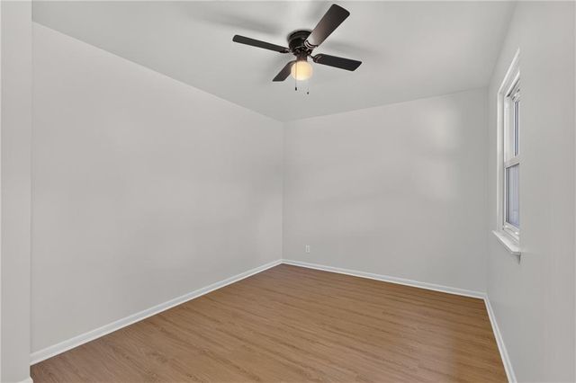 501 Park Avenue, Belton, MO 64012