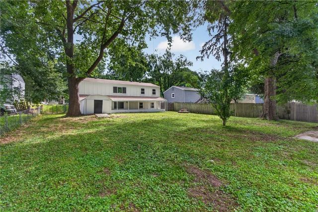 501 Park Avenue, Belton, MO 64012