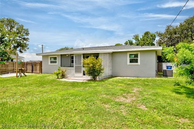 1816 Sandra Boulevard, Sebring, FL 33870