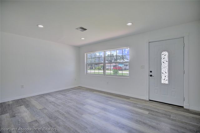 1816 Sandra Boulevard, Sebring, FL 33870
