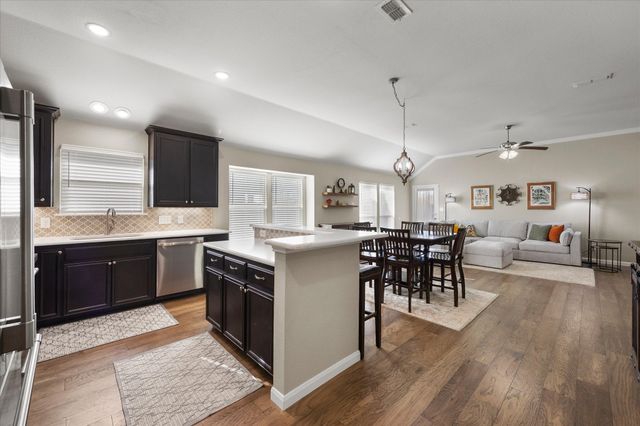 801 Valley Court, Royse City, TX 75189