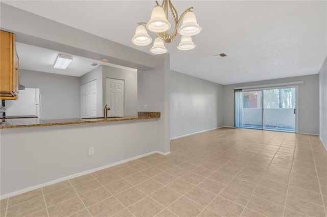 636 KENWICK CIRCLE 105, Casselberry, FL 32707