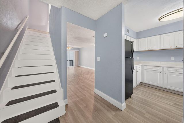 4223 S. SEMORAN BLVD 6, Orlando, FL 32822