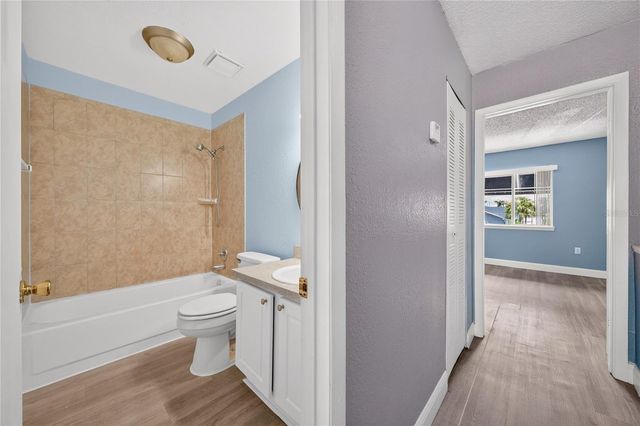 4223 S. SEMORAN BLVD 6, Orlando, FL 32822