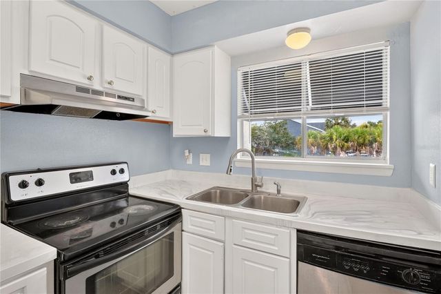 4223 S. SEMORAN BLVD 6, Orlando, FL 32822