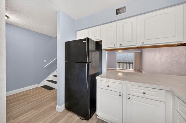 4223 S. SEMORAN BLVD 6, Orlando, FL 32822