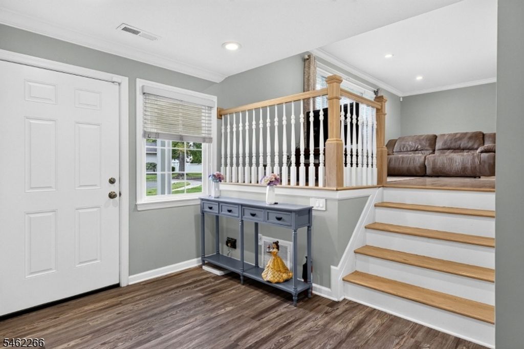 2 Braemar Cir, Cranford Twp., NJ 07016 — photo 4