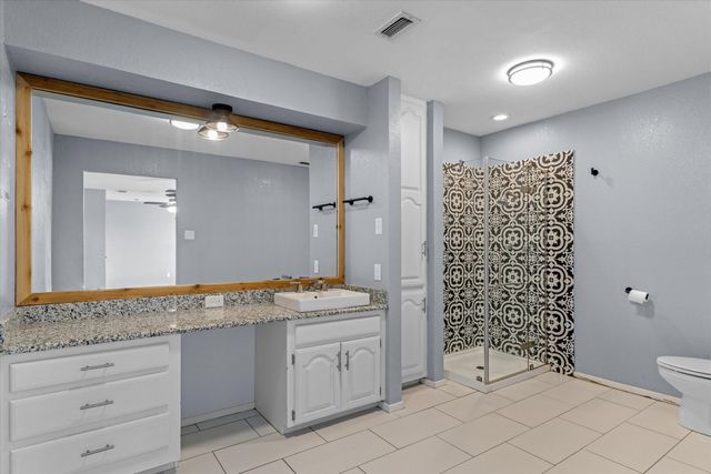 4885 Fm 859, Edgewood, TX 75117