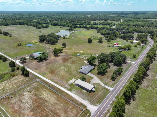 4885 Fm 859, Edgewood, TX 75117