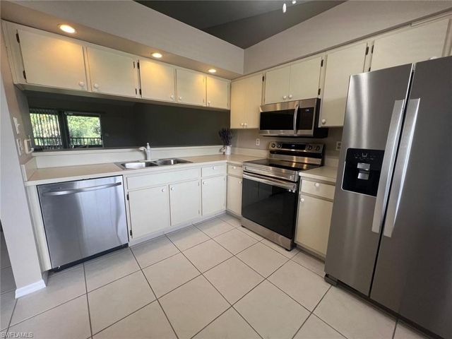 13076 Cross Creek CT 408, Fort Myers, FL 33912
