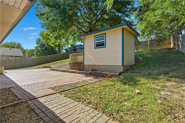 903 Citadel Drive, Weston, MO 64098