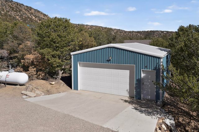88 Rincon Loop Loop, Tijeras, NM 87059