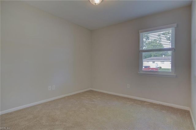 3096 Kenelm DR, Chesapeake, VA 23323