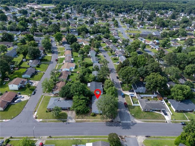 3096 Kenelm DR, Chesapeake, VA 23323