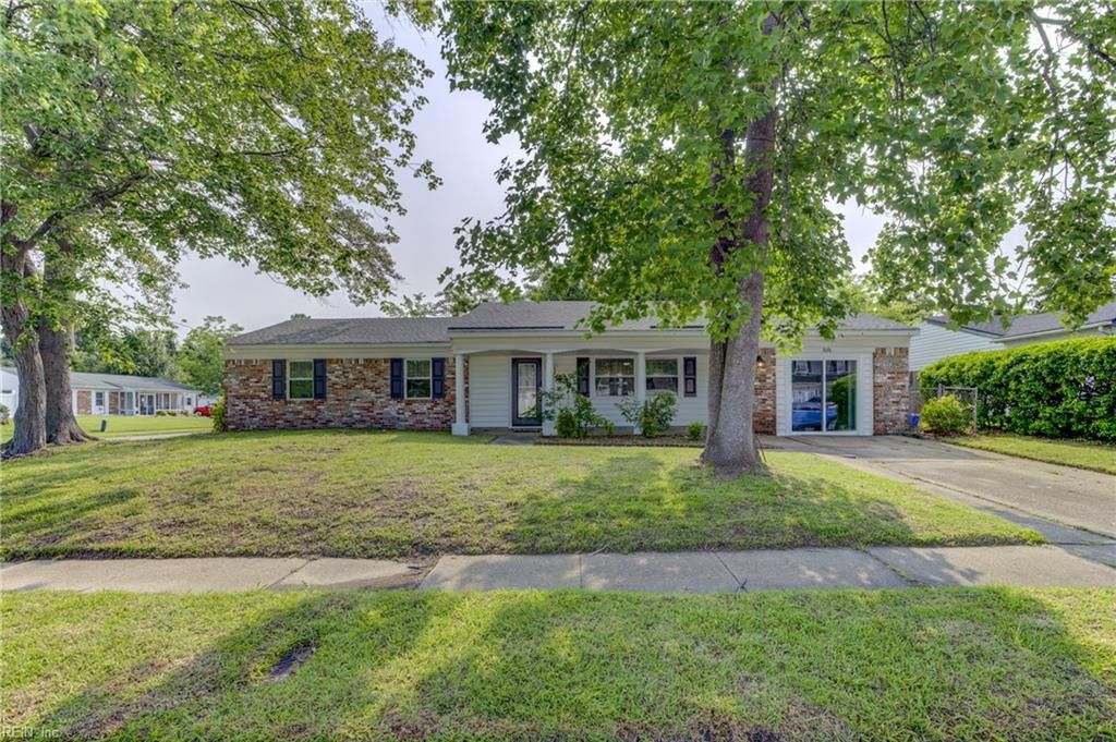 3096 Kenelm DR, Chesapeake, VA 23323
