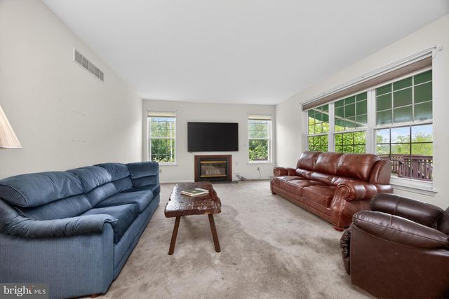 976 STUART DR, Pottstown, PA 19464