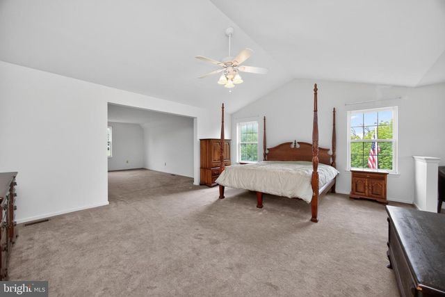 976 STUART DR, Pottstown, PA 19464