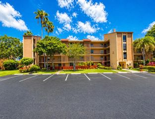 370 NW 76th Avenue 202, Margate, FL 33063