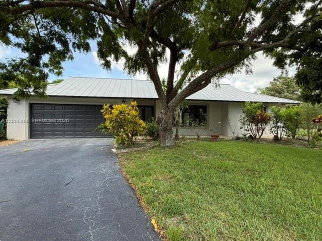 6217 NW 75th Way, Parkland, FL 33067