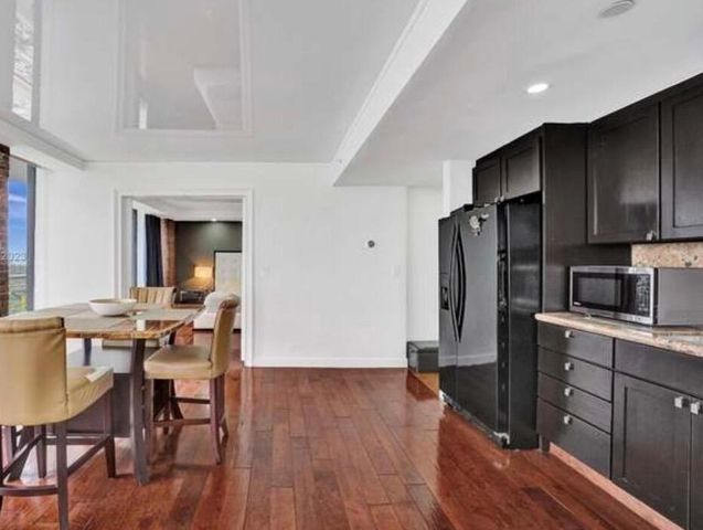 1720 Harrison Street 14h, Hollywood, FL 33020